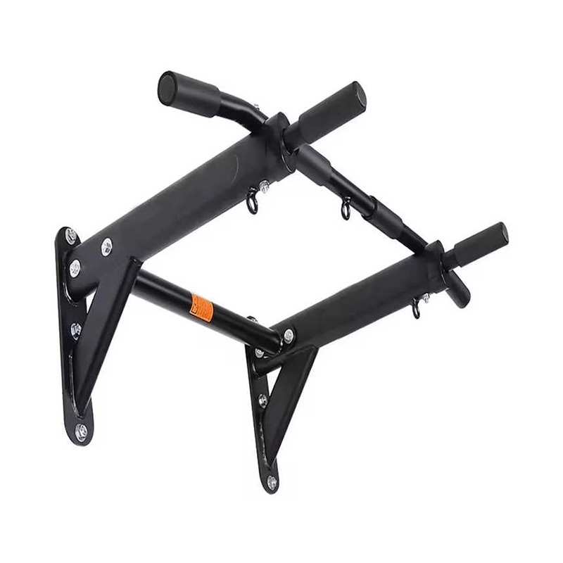 黑色引体向上杆,用于力量和耐力训练的健身器材